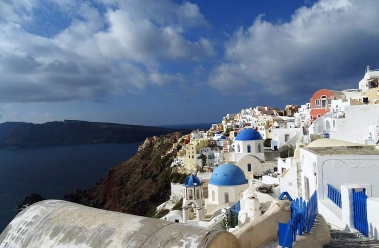 why-is-it-better-to-go-on-holiday-to-santorini-in-winter-santorini-private-tour